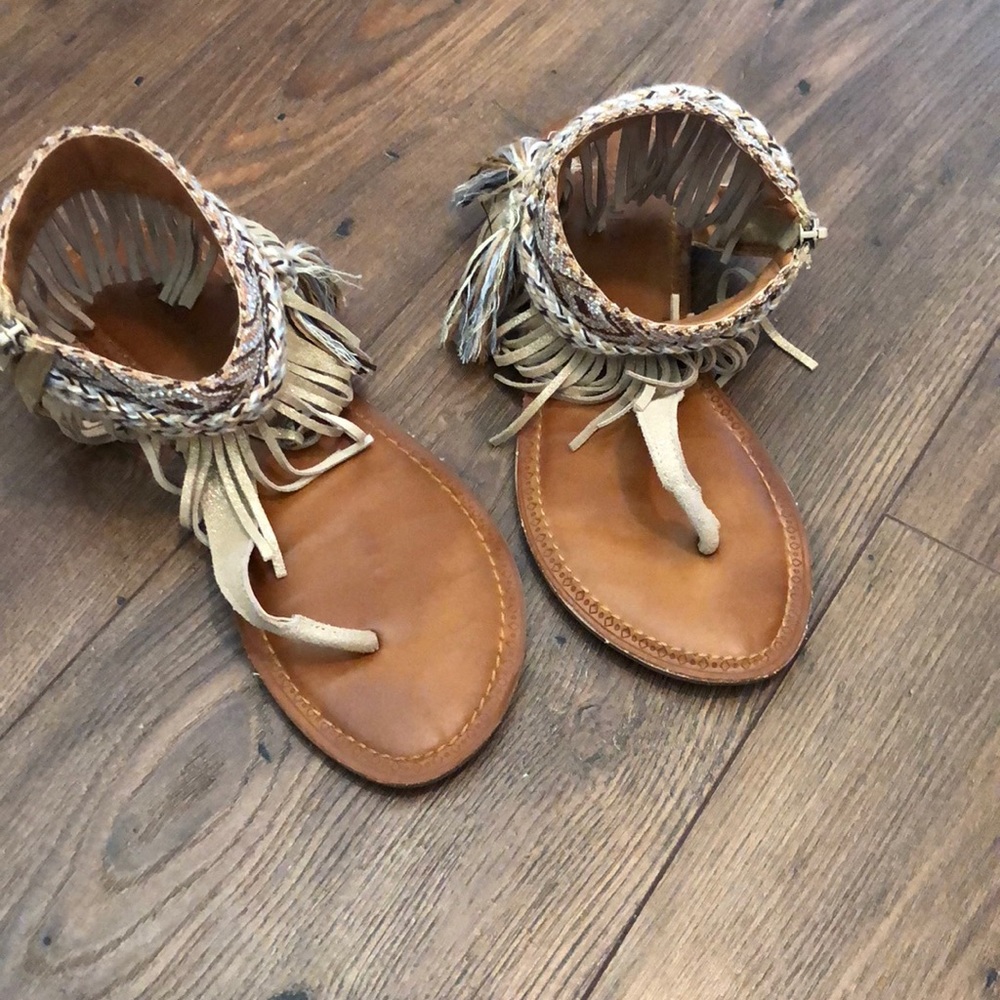Women’s Zigi Soho t-strap sandals 👡